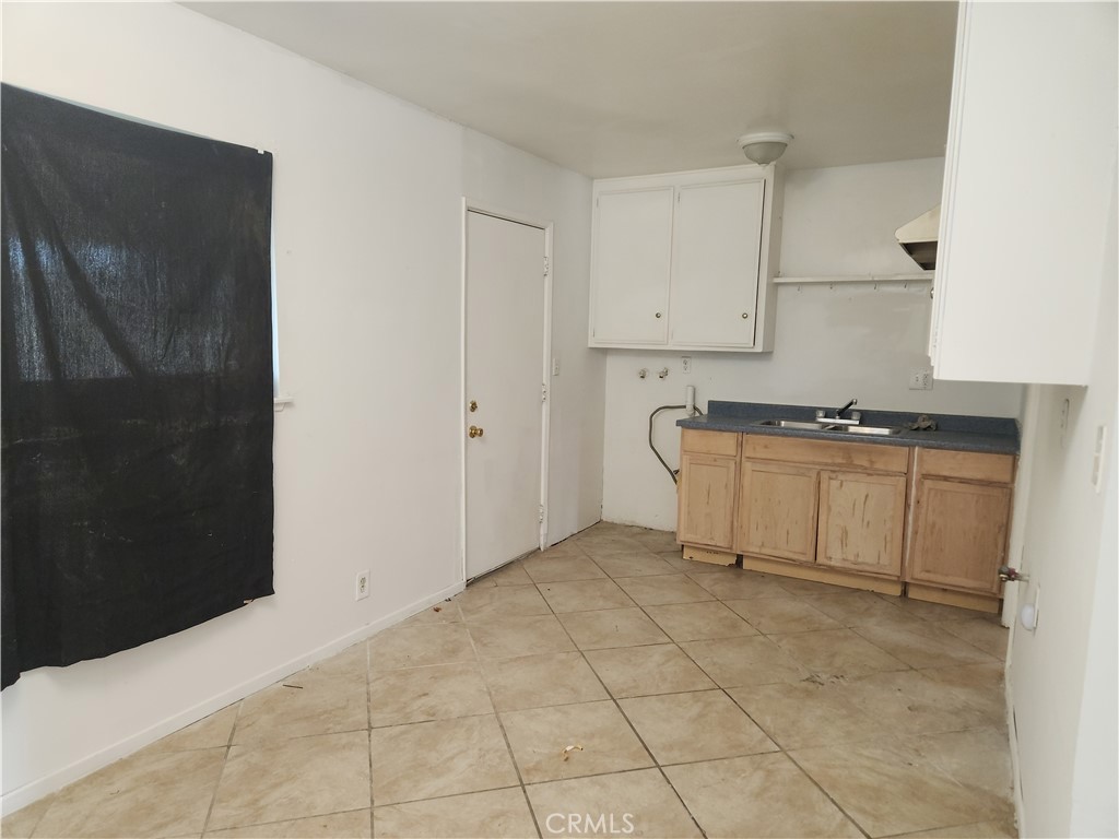 36028 Dividing Line Street Yermo CA, 9239864023344858371122