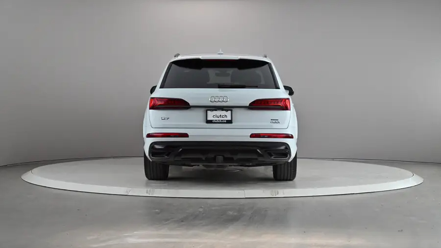 2022 Audi Q764275882021251124