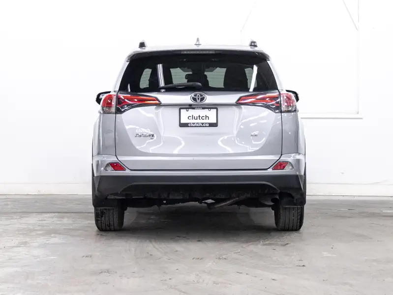 2018 Toyota RAV463523436856195124
