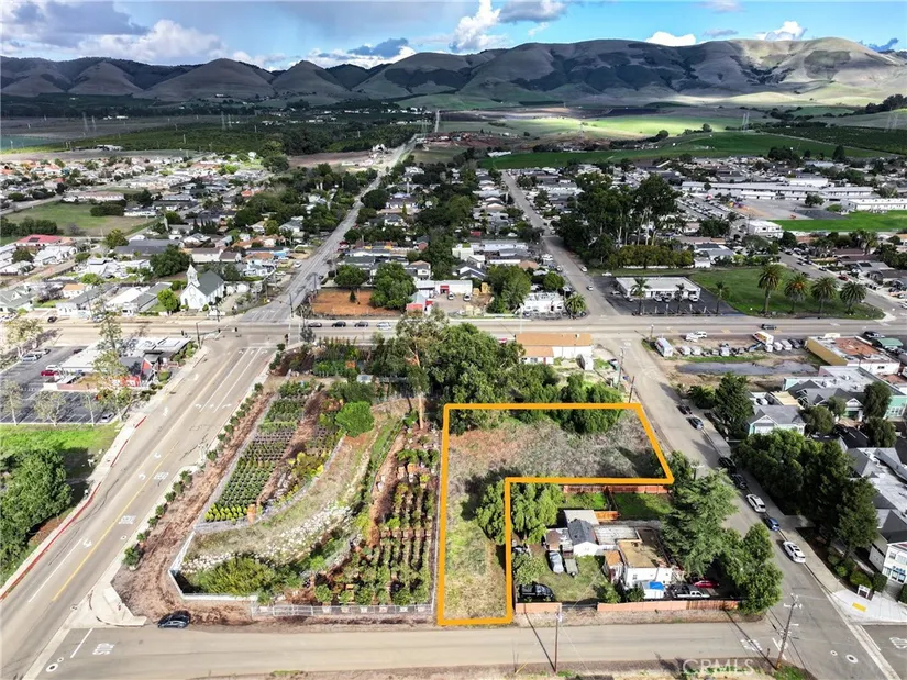 13 W Dana Street, Nipomo, CA