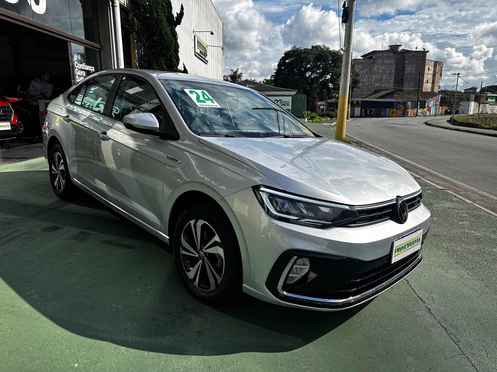 VOLKSWAGEN VIRTUS 2024 1.0 200 TSI COMFORTLINE AUTOMÁTICO