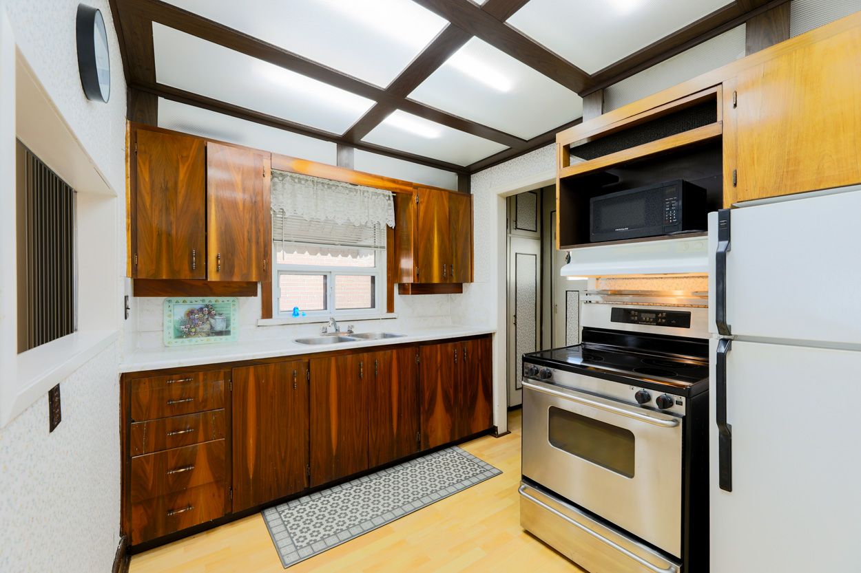 44 Freeman Street64598517851778125
