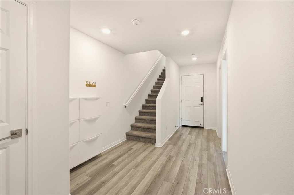 14051 Diamond 2 Gardena CA, 9024764130714003587120