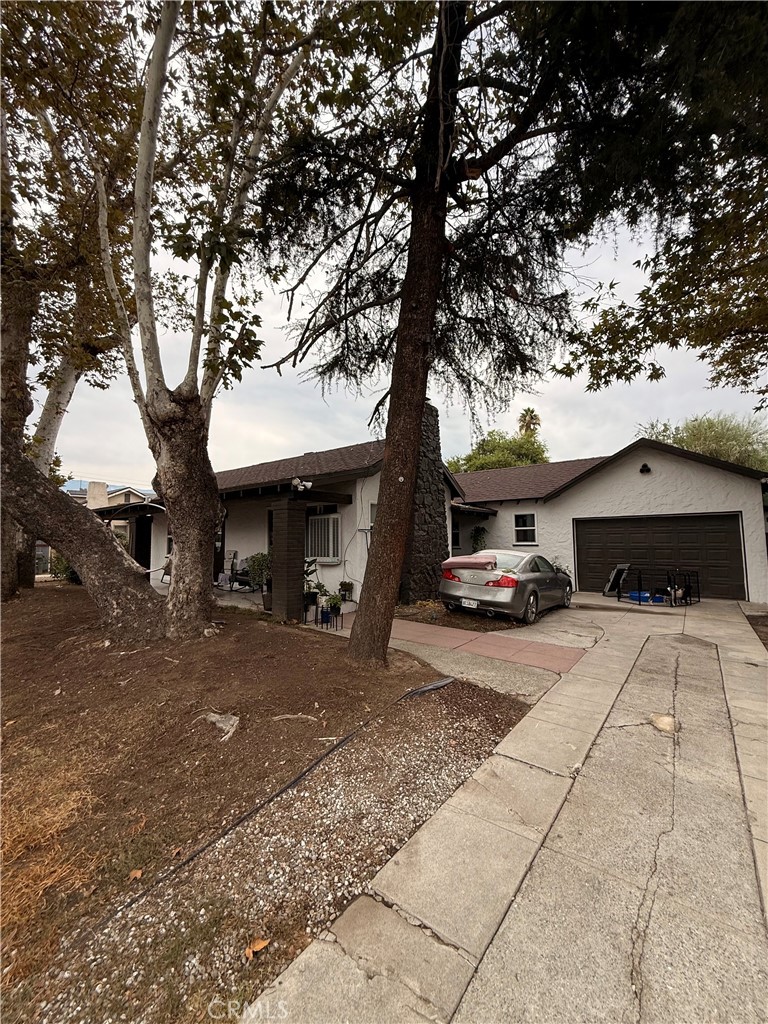 6937 Barton St, San Bernardino CA, 9240463878335086209122