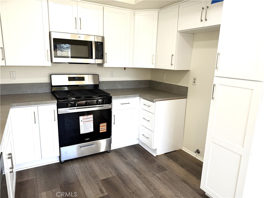 $2,950/month 10636 Chestnut Street Los Alamitos CA, 9072064086587603970121