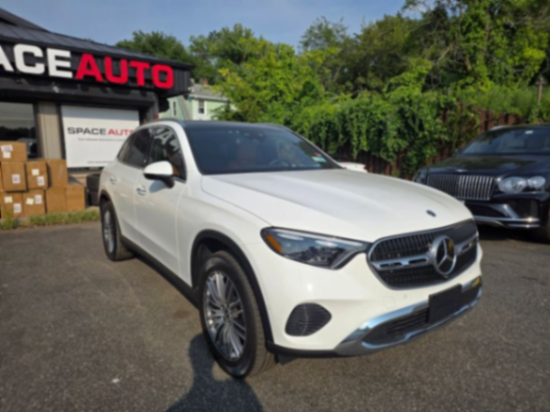 Pre-Owned 2024 Mercedes-Benz GLC GLC 300 4matic Sport Utility 4D63280563020419122