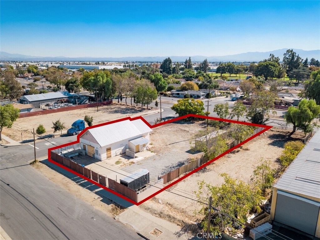 764 E California St Ontario CA, 9176164112900721538120