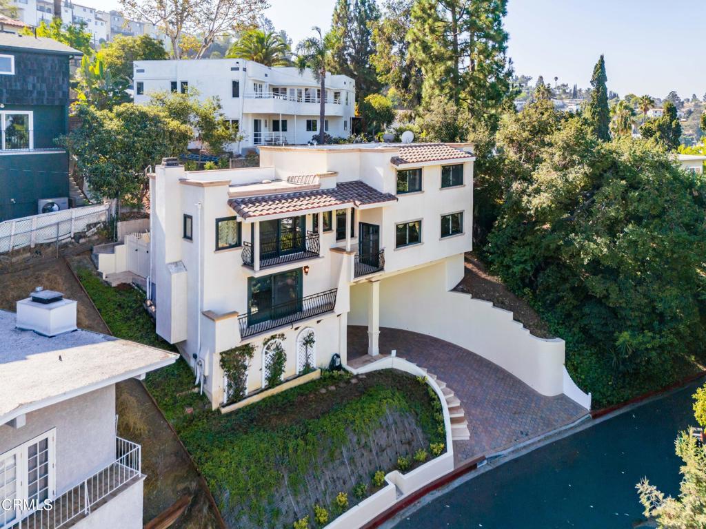 1118 Oberlin Drive, Glendale CA, 9120563680616899841122