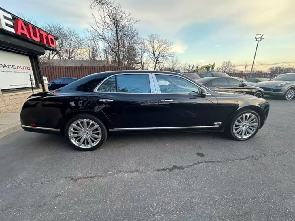 Pre-Owned 2013 Bentley Mulsanne Sedan 4D63281930880899122