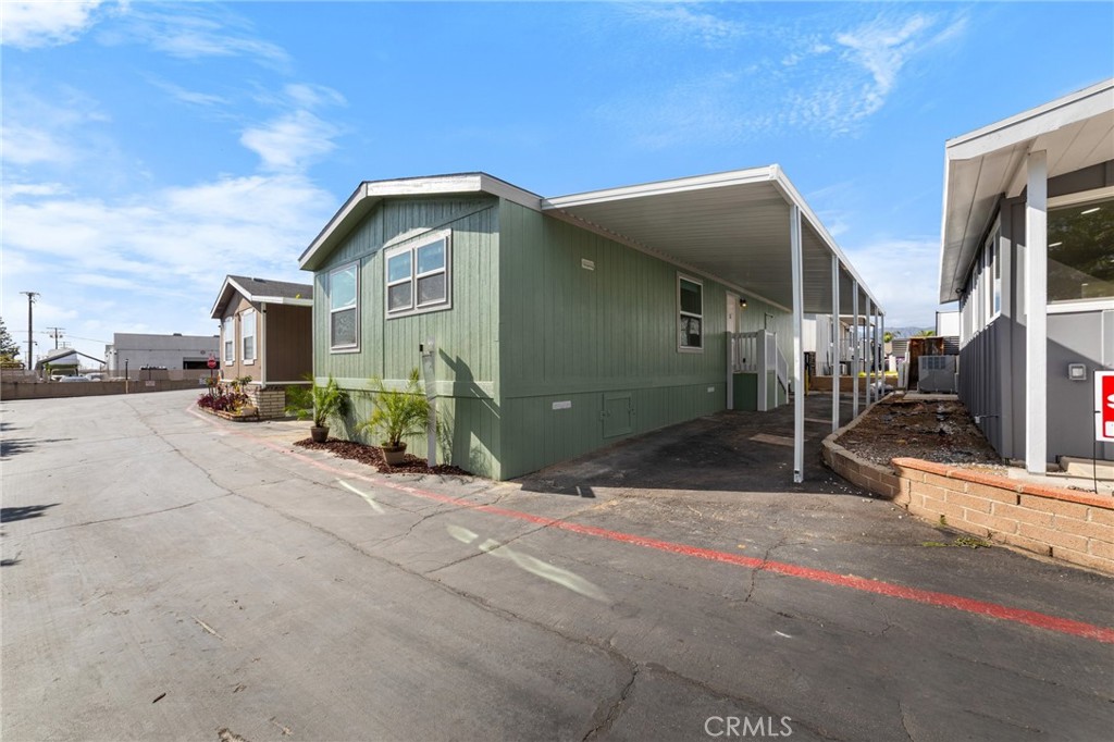 716 N Grand I3 Covina CA, 9172464102304893185121