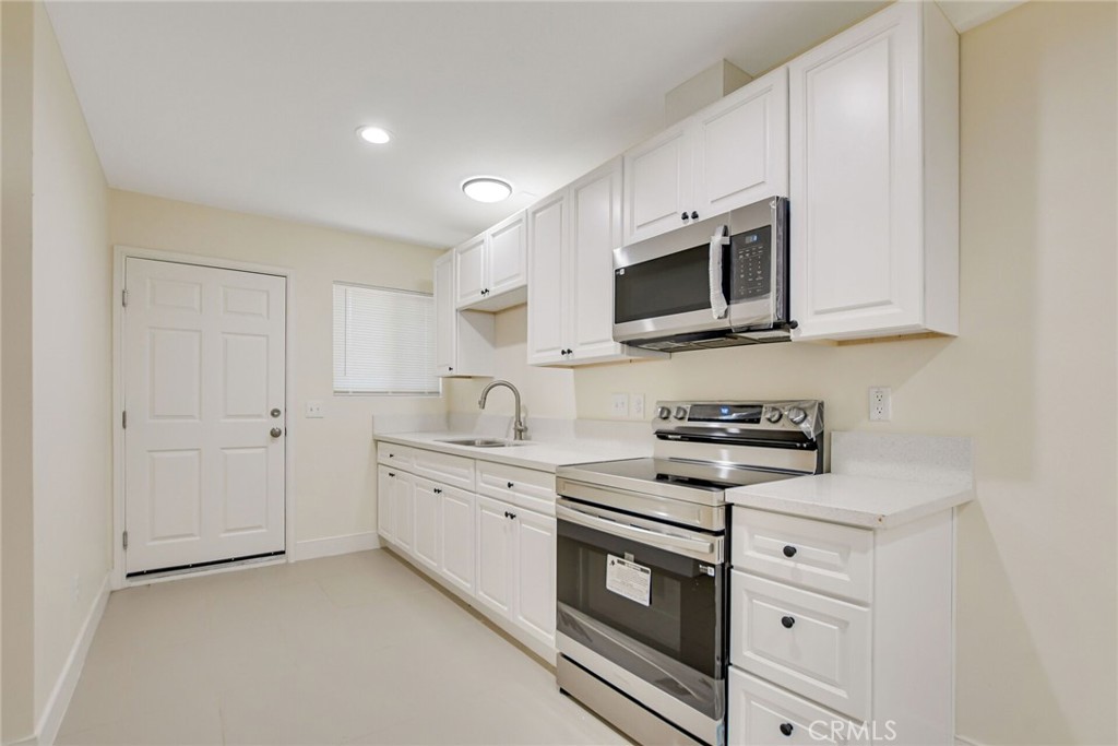 3958 Cedar Street Riverside CA, 9250164134635675523122