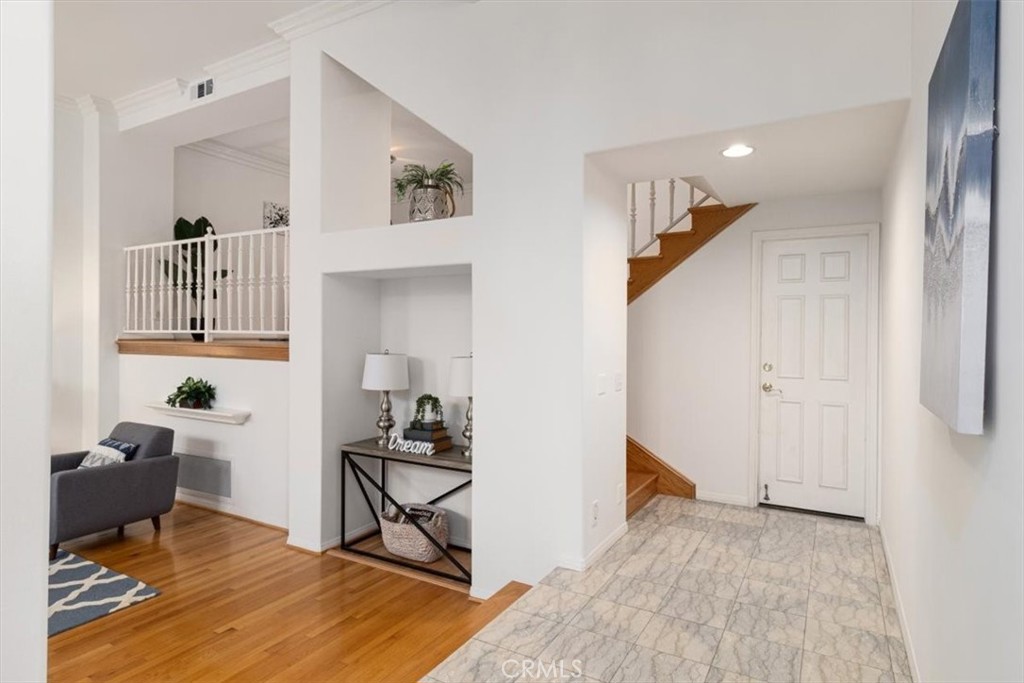 19381 Maidstone Huntington Beach CA, 9264864122125687171120