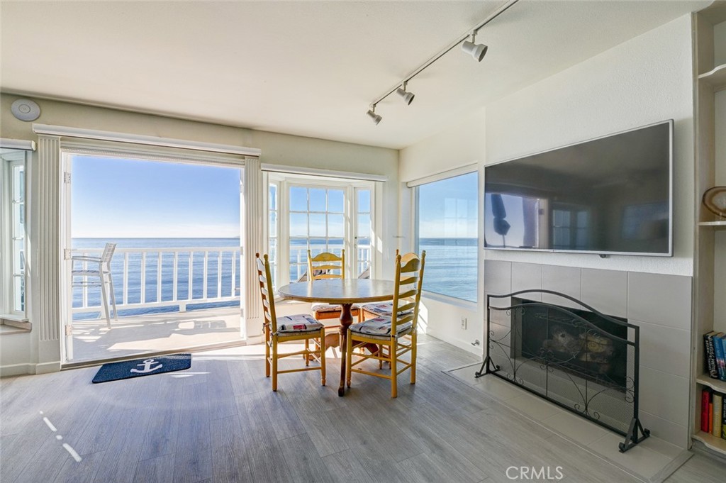 1021 Gaviota Drive Laguna Beach CA, 9265164101443283715121