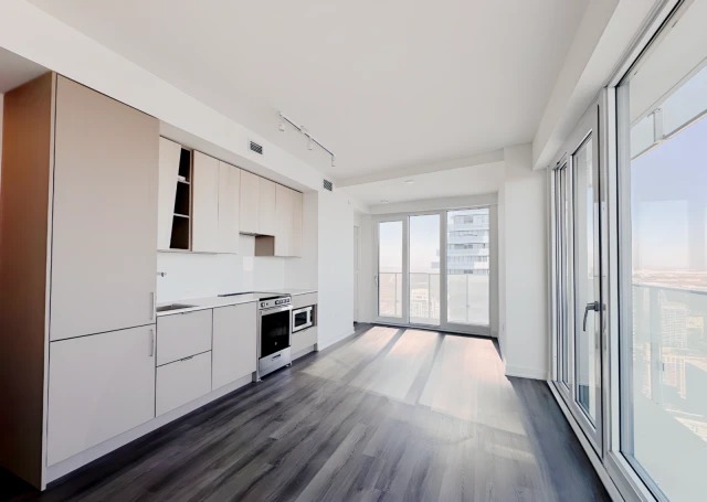 4503 - 3883 Quartz Rd