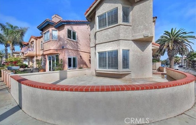 202 10th Street Huntington Beach CA, 9264863711092565763120