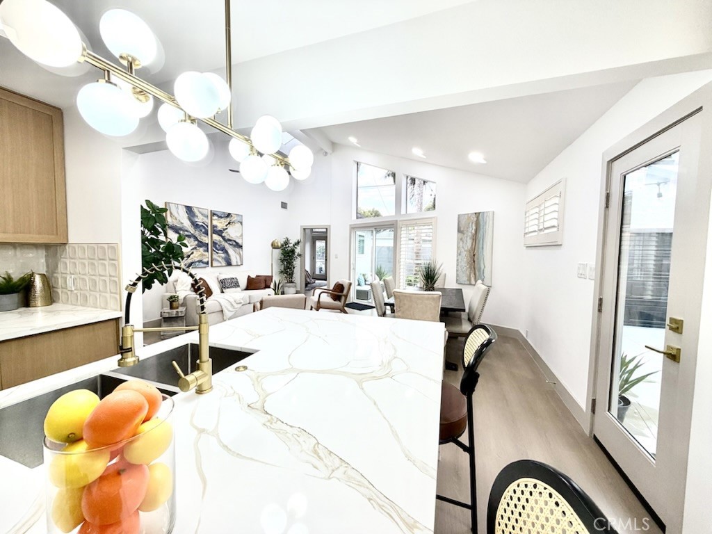 5423 E Walkerton, Long Beach CA, 9080864065537407617121