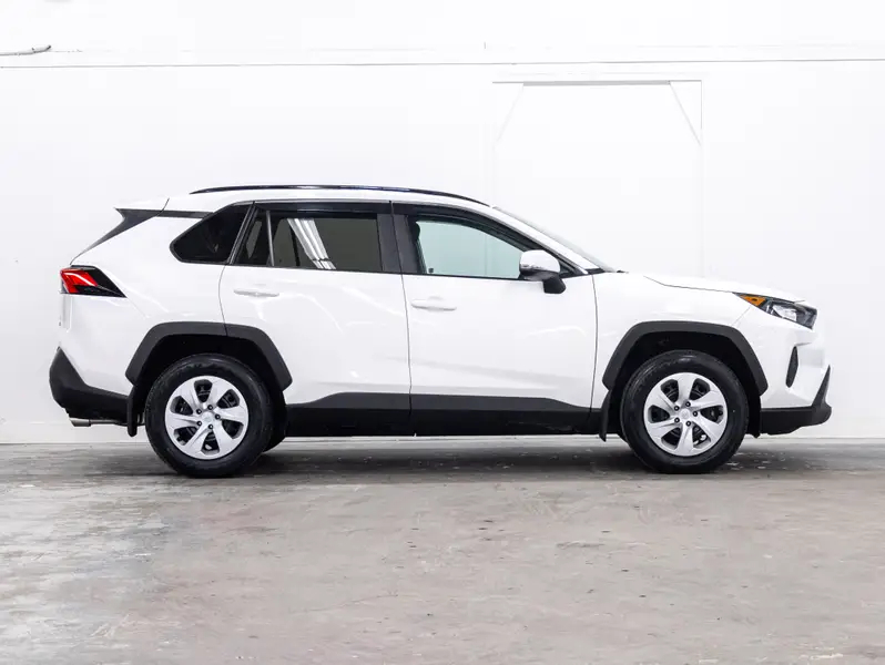 2020 Toyota RAV464079022538370124