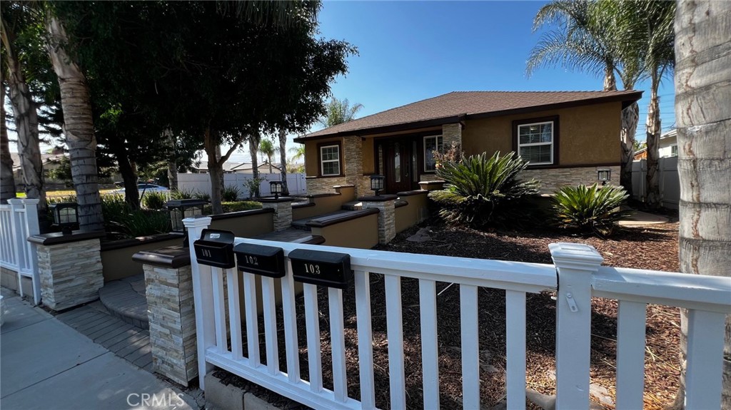 $3,600/month 924 Wyval Avenue 101 Corona CA, 9288264053684917761120