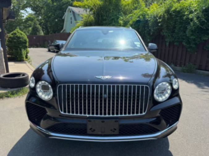 Pre-Owned 2023 Bentley Bentayga EWB Azure V8 Sport Utility 4D63282513403907122