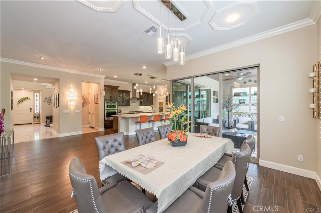 126 Nickel Irvine CA, 9261863711186233089120
