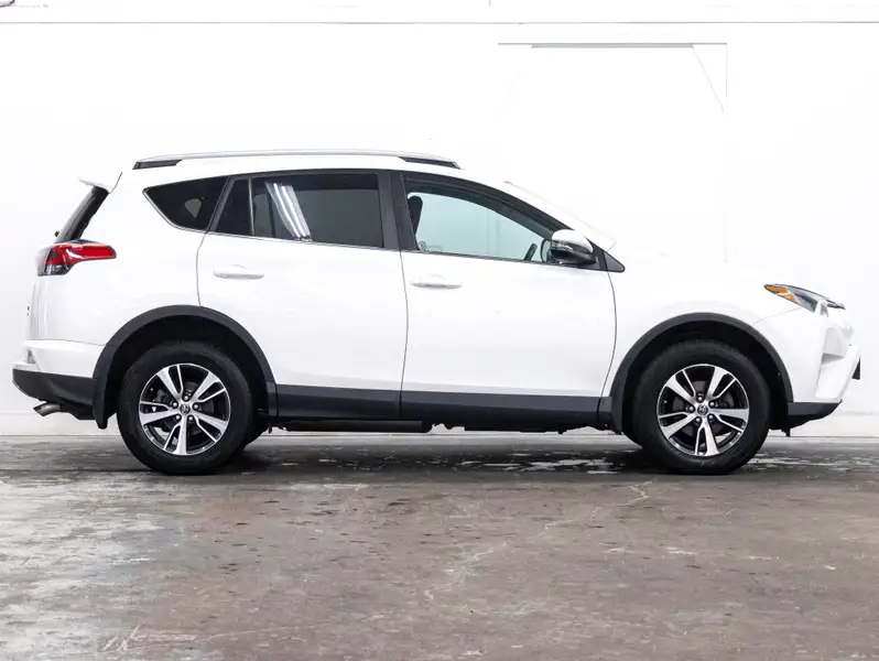 2018 BMW X163879380722945124