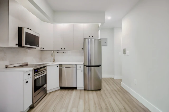 #496: East Village63637036069633121