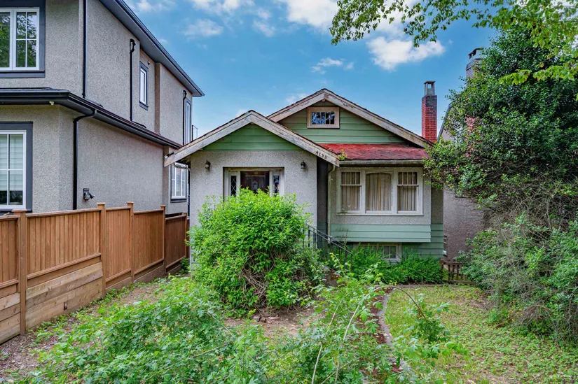 4133 W 12th Avenue, Vancouver, BC