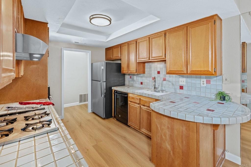 1680 Hill Top Lane Encinitas CA, 9202464100281310465121