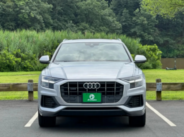 SUV de lujo con gran apariencia | ¡Llegó el Audi Q8!63226518607747122