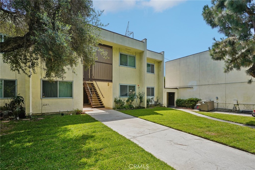 11813 Runnymede Street 27 North Hollywood CA, 9160564131125055235121