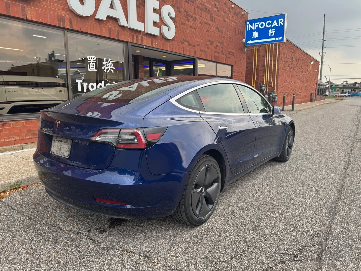 ﻿2019﻿ ﻿Tesla﻿ ﻿Model 3﻿ ﻿Standard Range Plus64135495497475123