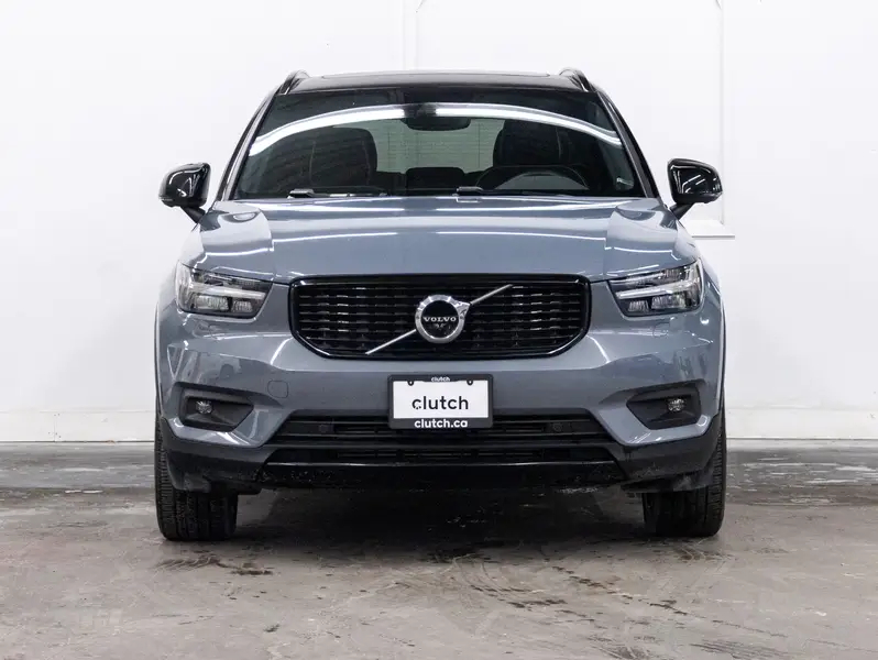 2022 Volvo XC40