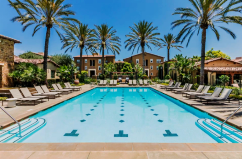 Orchard Hills63400531761537122