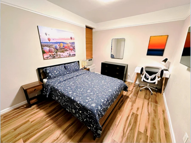 Union Square Apartment63449062457089121