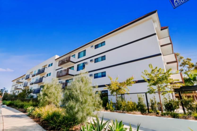 Sepulveda West Apartments63581293360131120