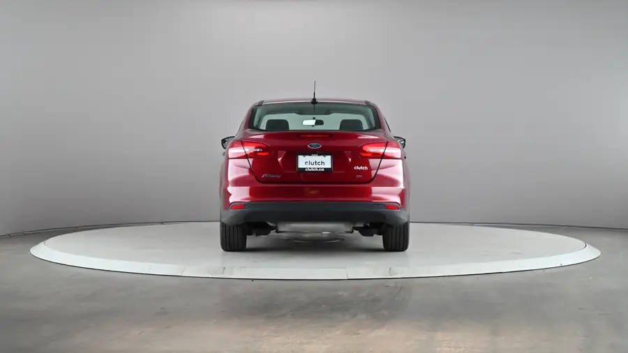 2017 Ford Focus64064829348225121