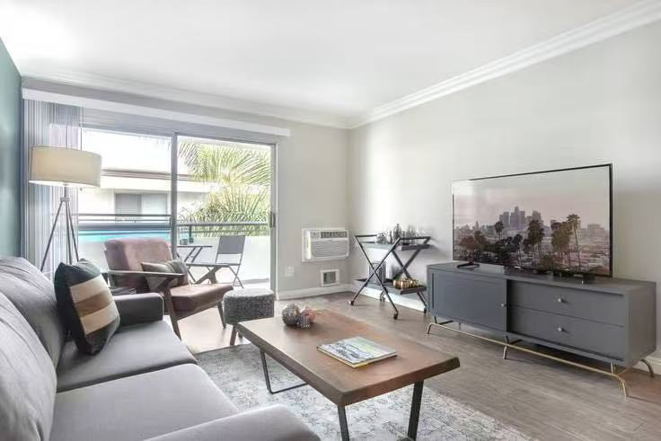 【Los Angeles Palms Apartments】1B1B | Rooftop Pool + 24-Hour Security | Near UCLA/USC63270367774081125
