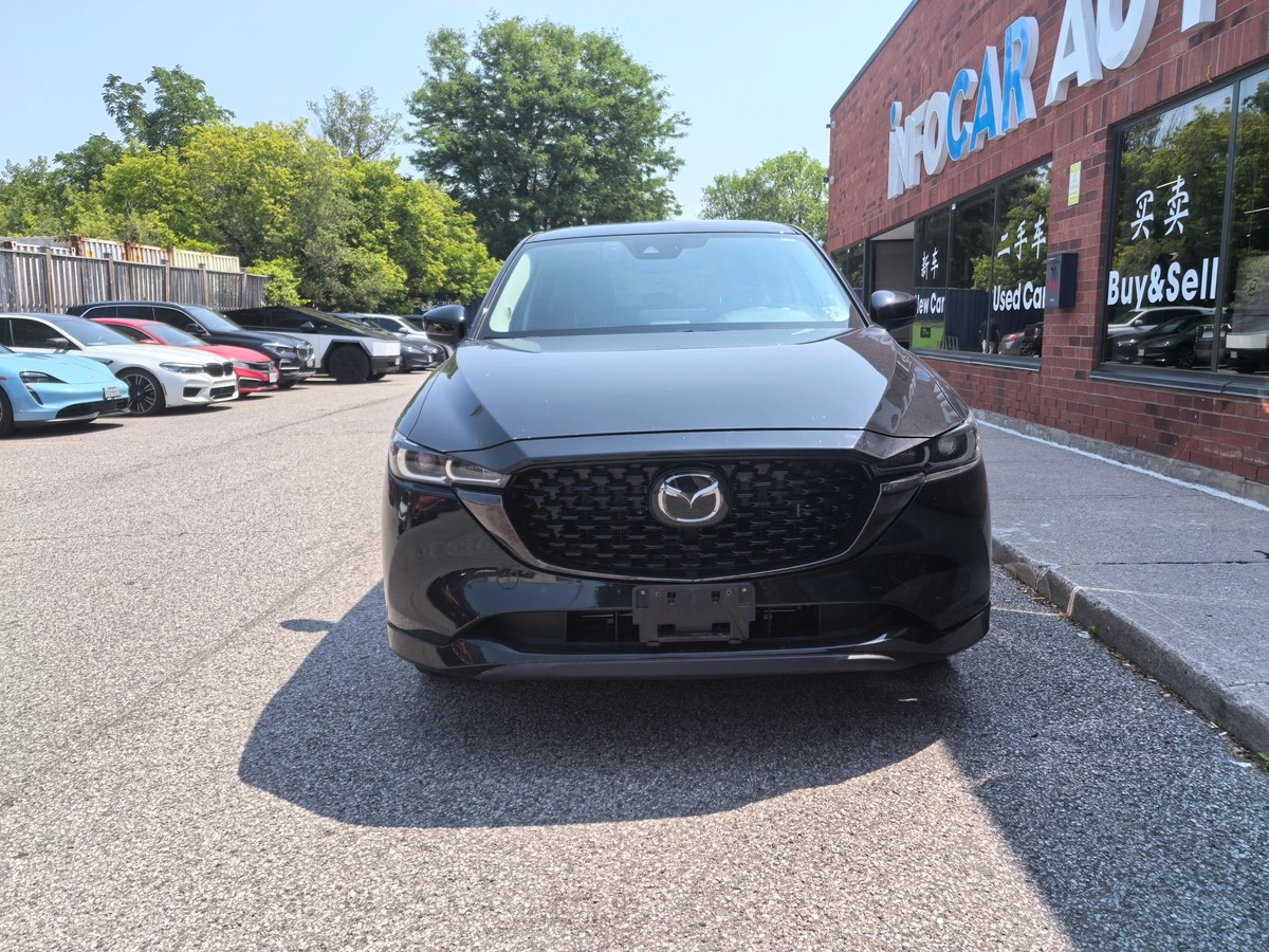 2022 Mazda CX-5 Kuro Edition64147873245953122