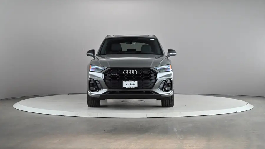 2023 Audi Q564146226439683121