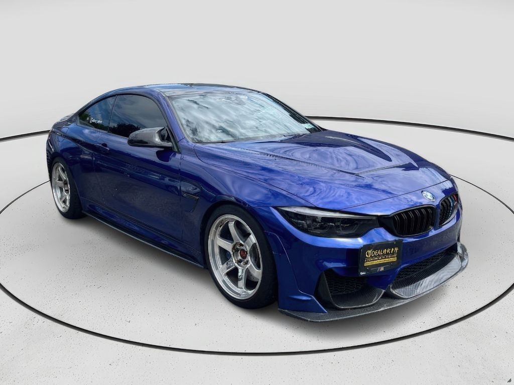 2020 BMW M4 CS63334230261507122