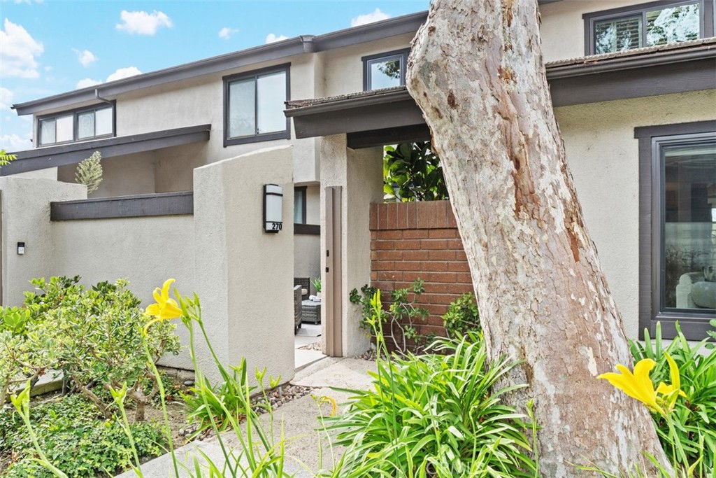 270 Old Ranch Road, Seal Beach CA, 9074063645175464705121