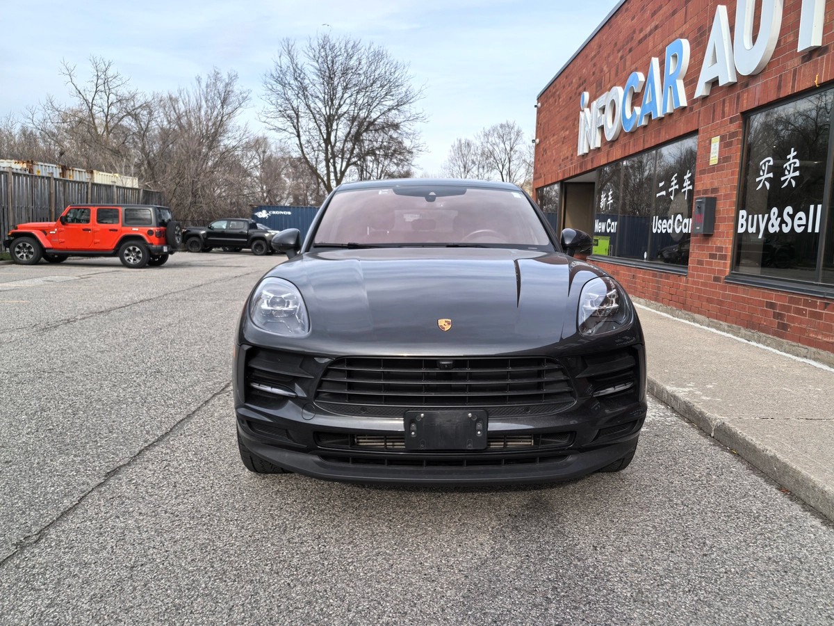 2021 Porsche Macan Base64158499451649121