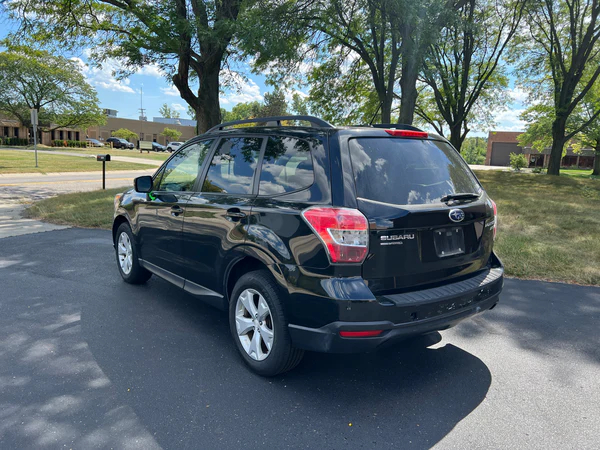 2015 Subaru Forester 2.5i Premium 4D SUV64184995969665121