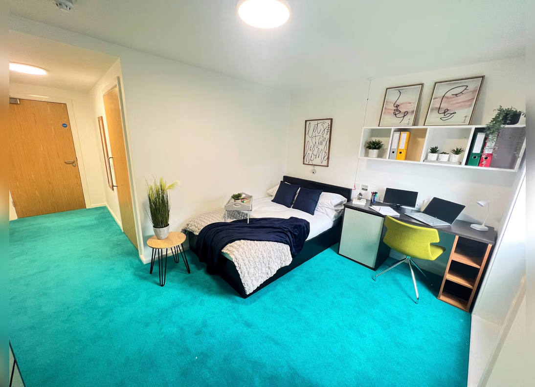 Nebula, Sheffield 64275584010115124