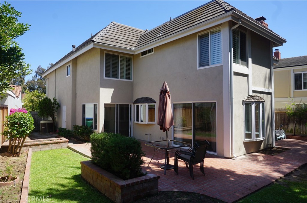 12 Holly Street Irvine CA, 9261263789638119683120