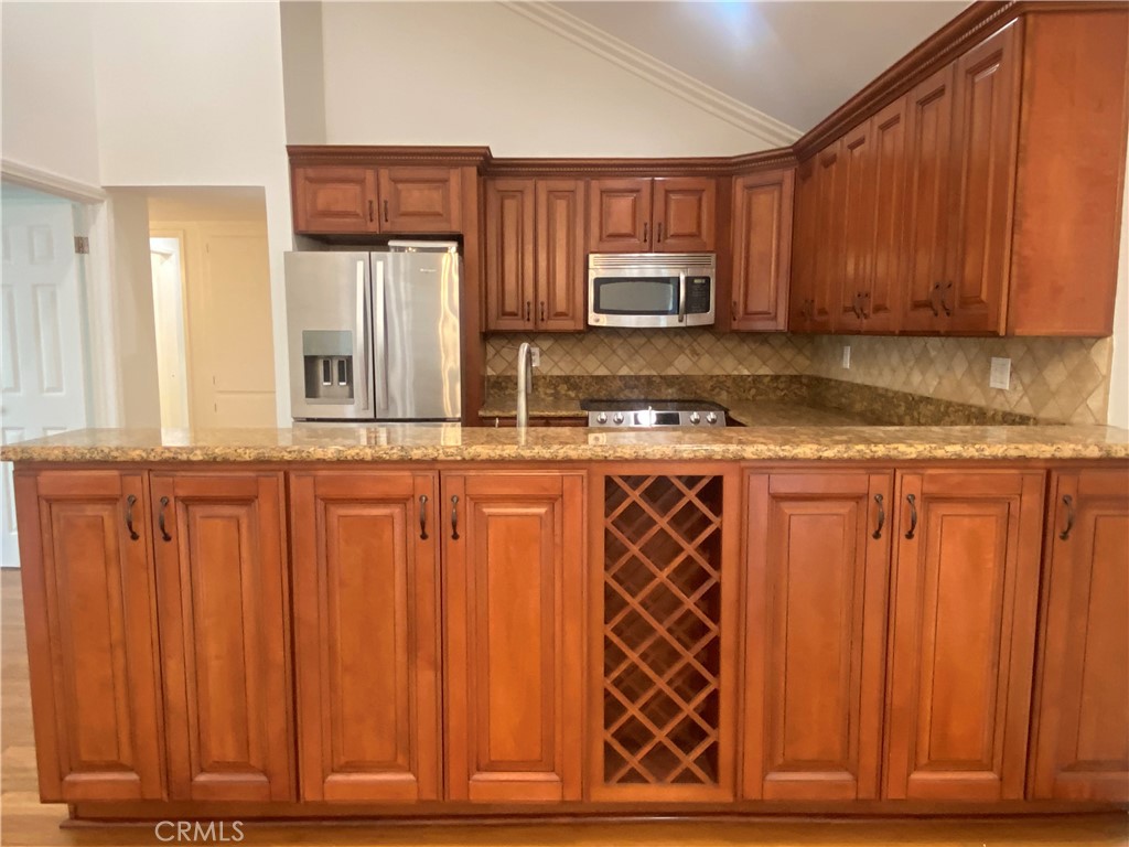 23351 Park Sorrento 70 Calabasas CA, 9130264098026916994121