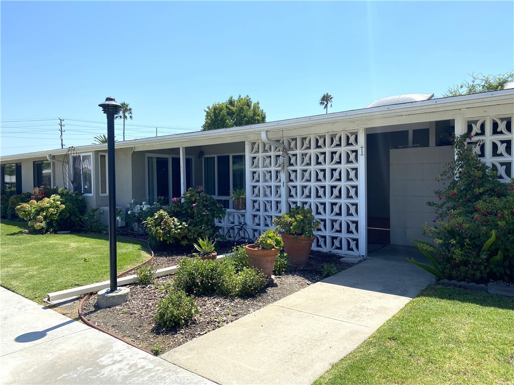 13962 El Dorado Dr., M2-60I Seal Beach CA, 9074064130697063811120