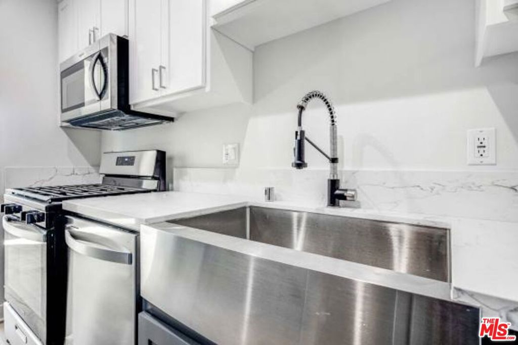 624 W 83rd Street 626 1/4 Los Angeles CA, 9004464111473935106121