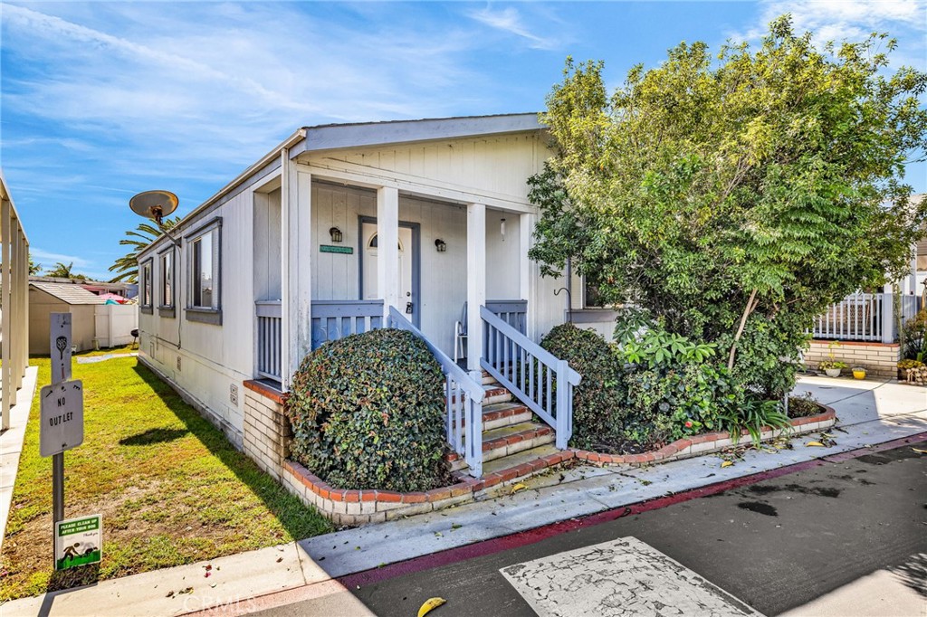 80 Huntington 424 Huntington Beach CA, 9264864090451817859120