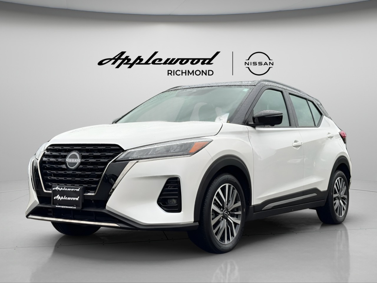2024 Nissan® Kicks SR Premium Package